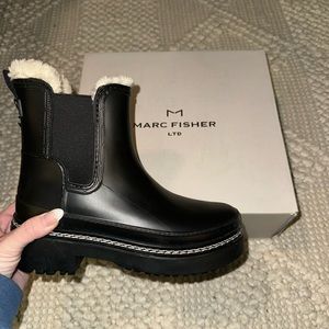 Marc Fisher Black Winter Boots with Cream Lining